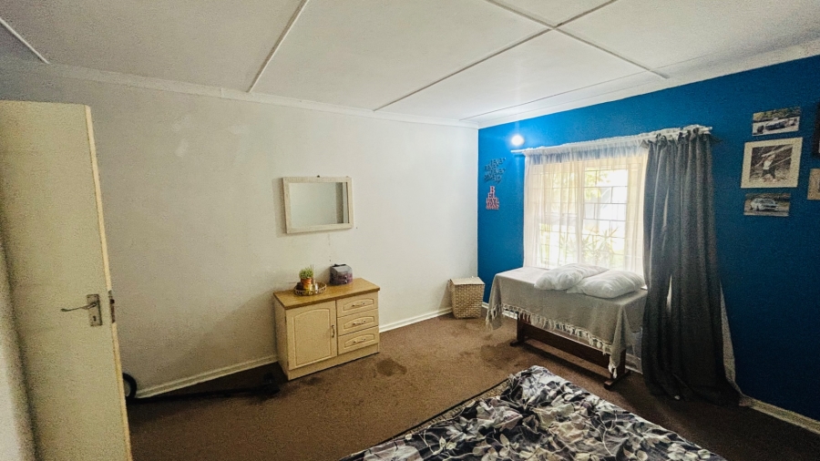 4 Bedroom Property for Sale in Southernwood Eastern Cape